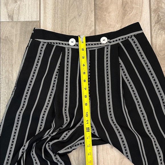 Topshop Black and White Striped Wide Leg Pants - Picture 14 of 14